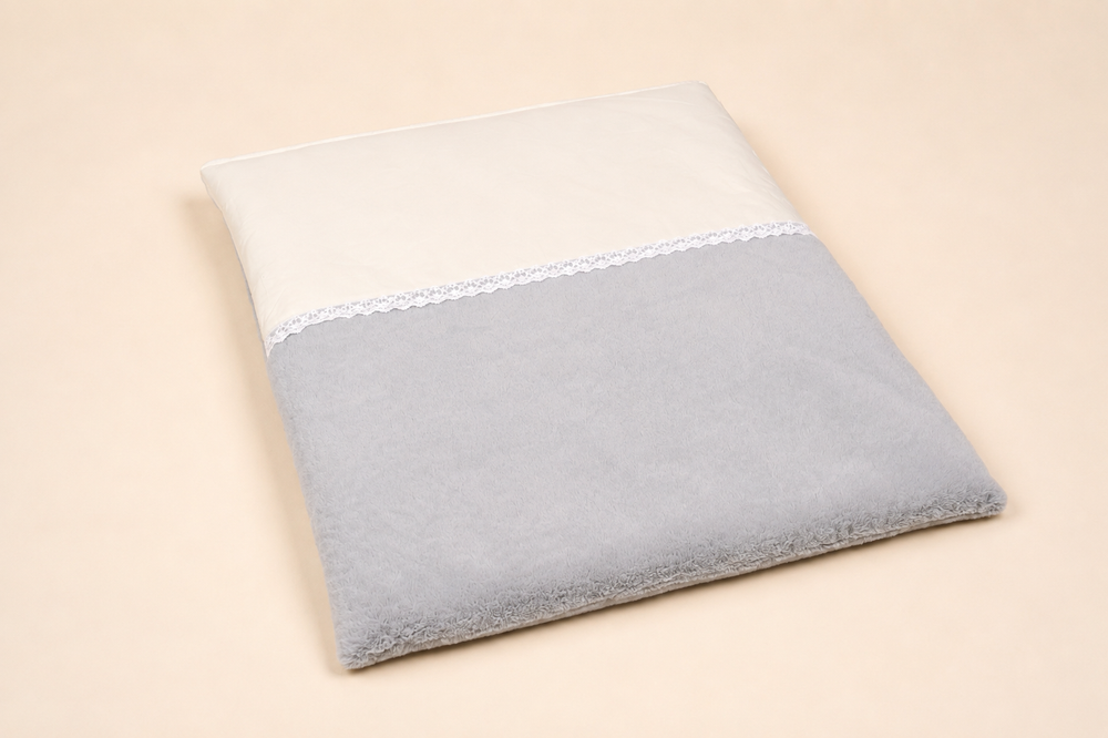 Folding Bed – Fur